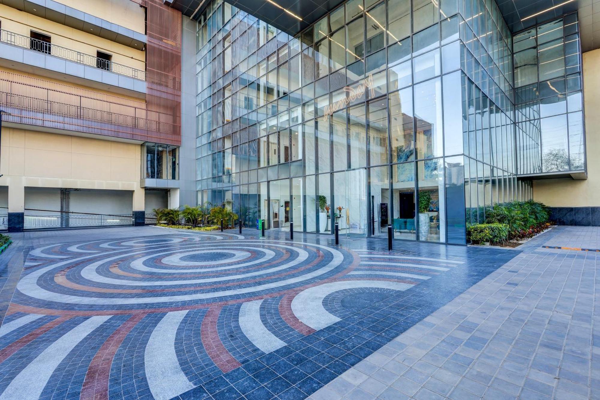 Sunday Hotels And Residences Gurgaon Eksteriør bilde