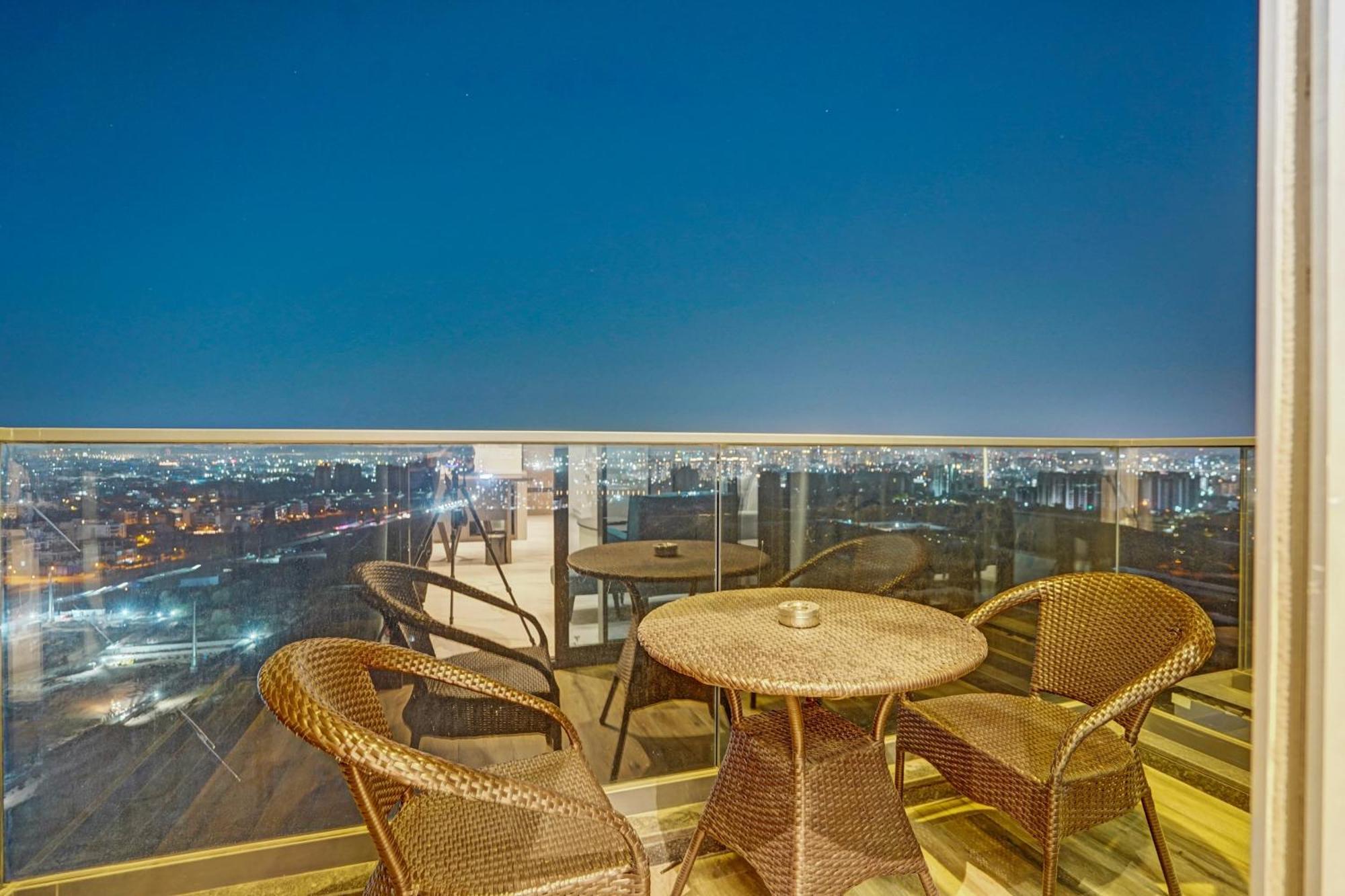 Sunday Hotels And Residences Gurgaon Eksteriør bilde