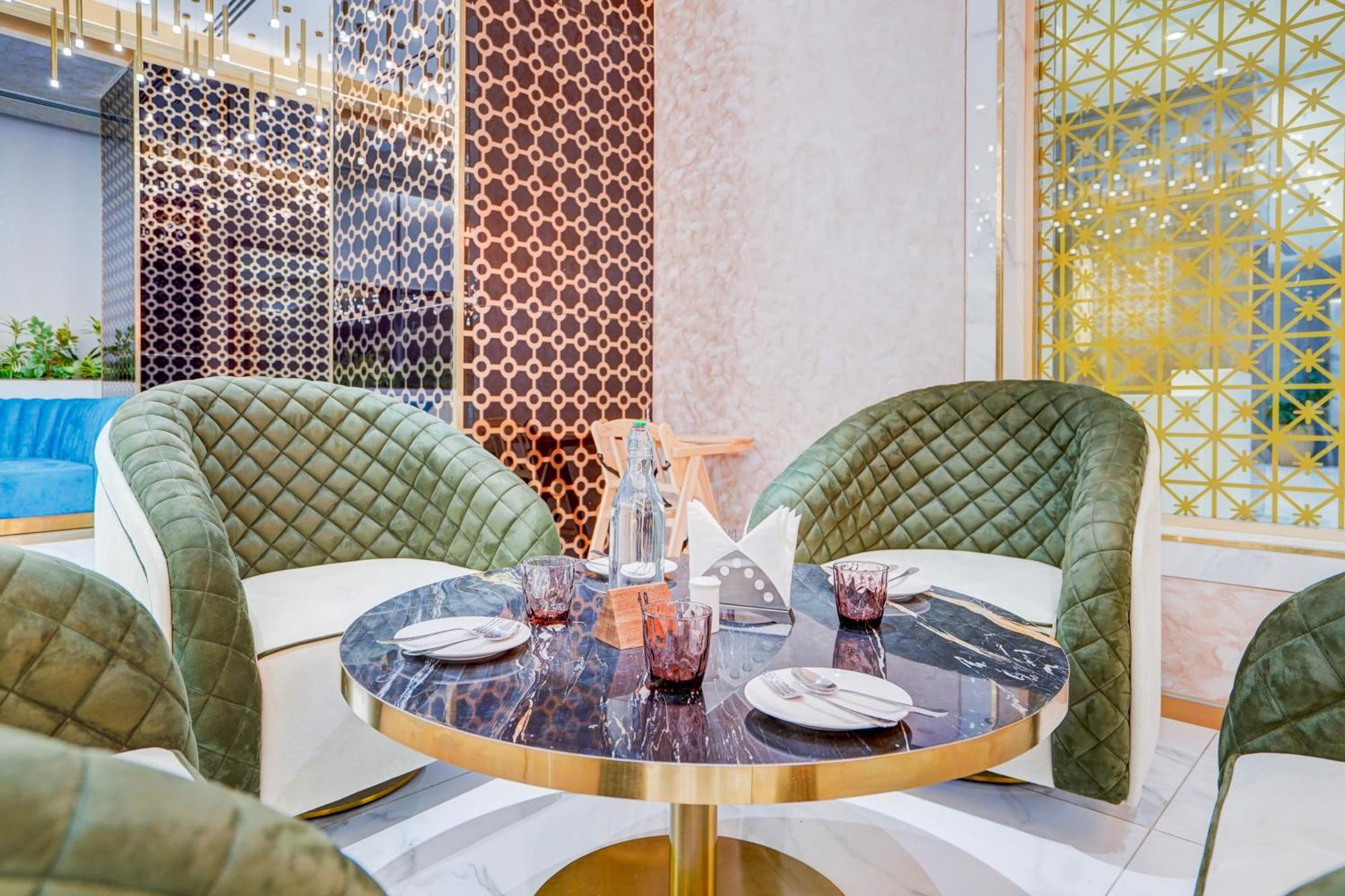 Sunday Hotels And Residences Gurgaon Eksteriør bilde
