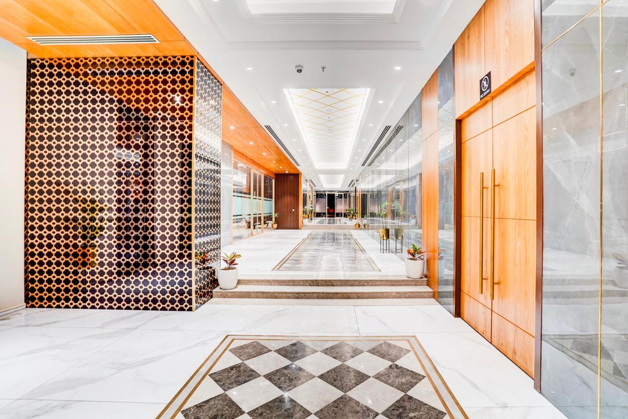Sunday Hotels And Residences Gurgaon Eksteriør bilde