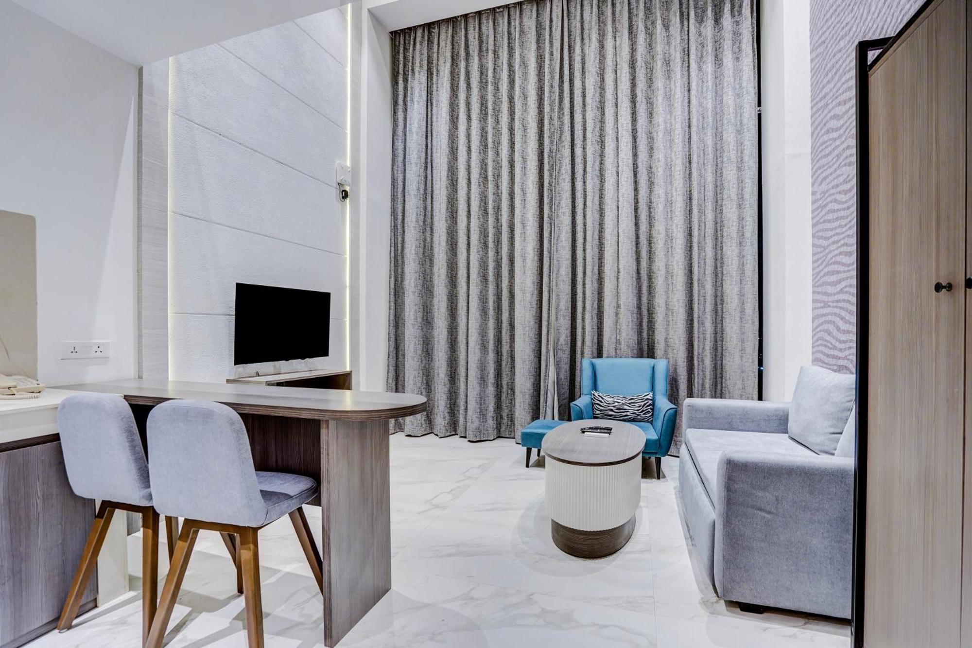 Sunday Hotels And Residences Gurgaon Eksteriør bilde